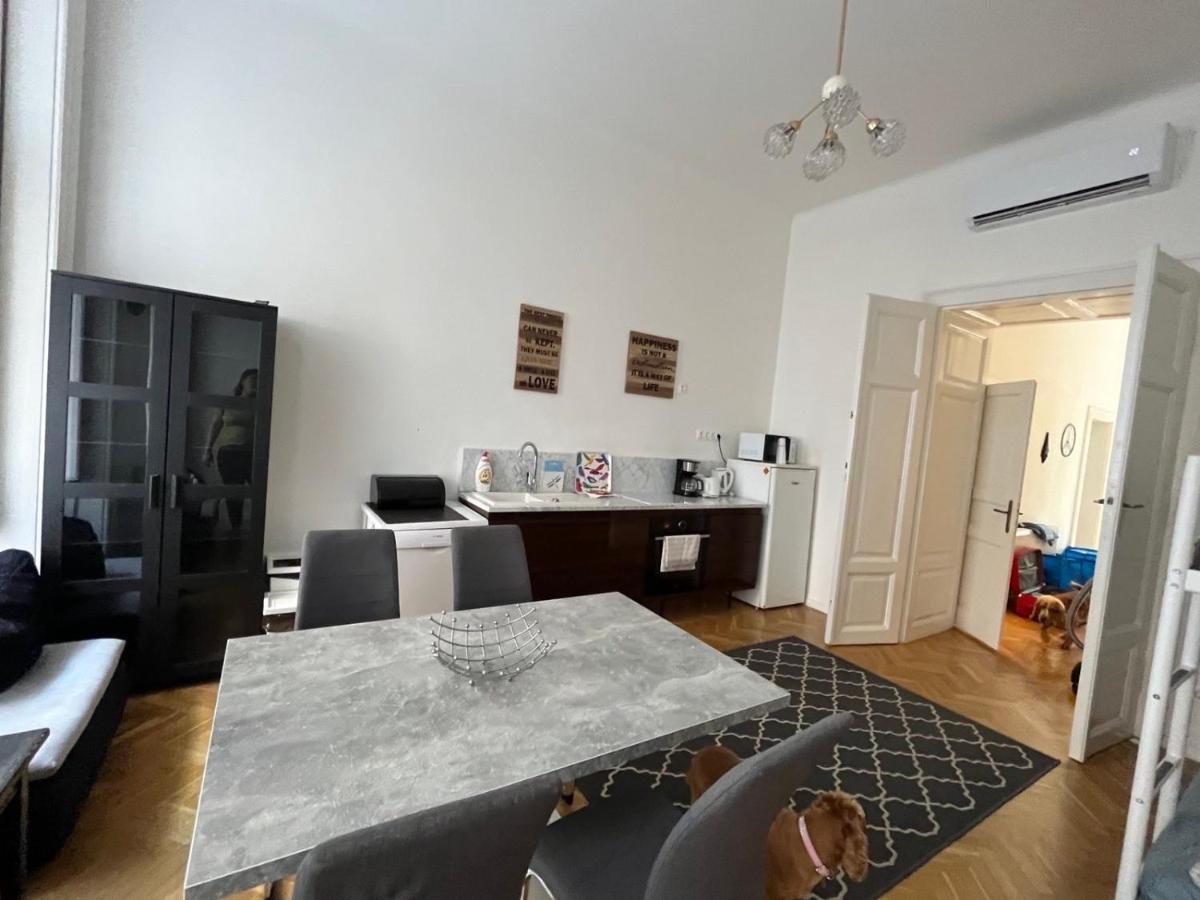 Love, Peace & Easy Living Apartment Budapest Ngoại thất bức ảnh